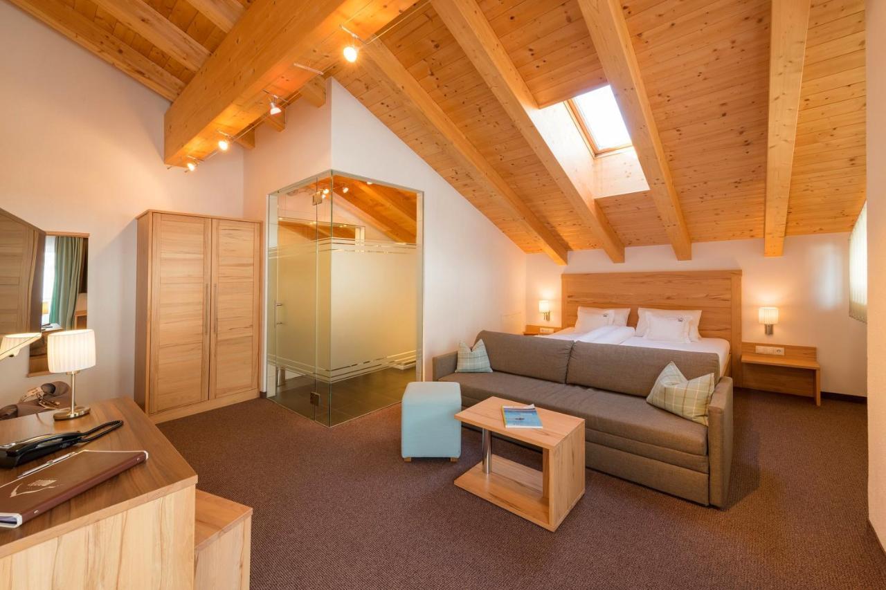 Alpinhotel Monte Superior - Silvretta Card Premium Betrieb Galtuer Exterior photo